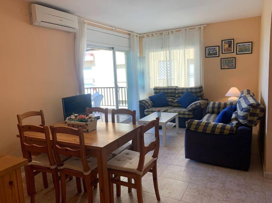 Apartamento Primera Linea De Playa Port-Segur เซกูร์ เด กาลาเฟย์ ภายนอก รูปภาพ