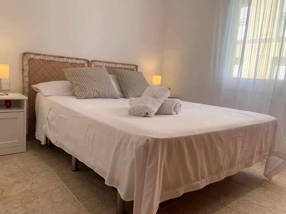 Apartamento Primera Linea De Playa Port-Segur เซกูร์ เด กาลาเฟย์ ภายนอก รูปภาพ